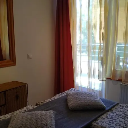 Kitti Apartman Balatonlelle * Balatonlelle